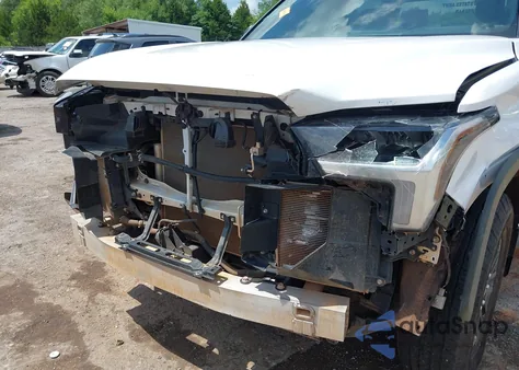 2025 Toyota Tundra Sr5 4Wd z USA, uszkodzony, nr VIN 5TFLA5DB8SX265813